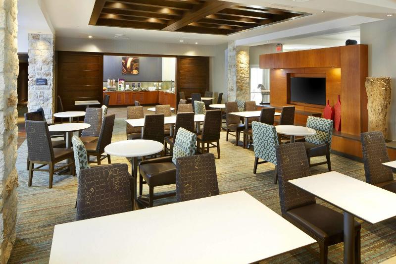 هتل Residence Inn By Marriott San Antonio Six Flags At The Rim