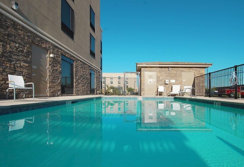 هتل Springhill Suites By Marriott Las Vegas North Speedway