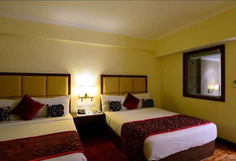 Hotel The Chariot Resort & Spa