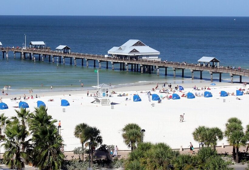 استراحتگاه Pier House 60 Clearwater Beach Marina