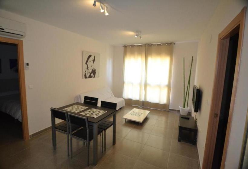 Apartamentos Marina Suites