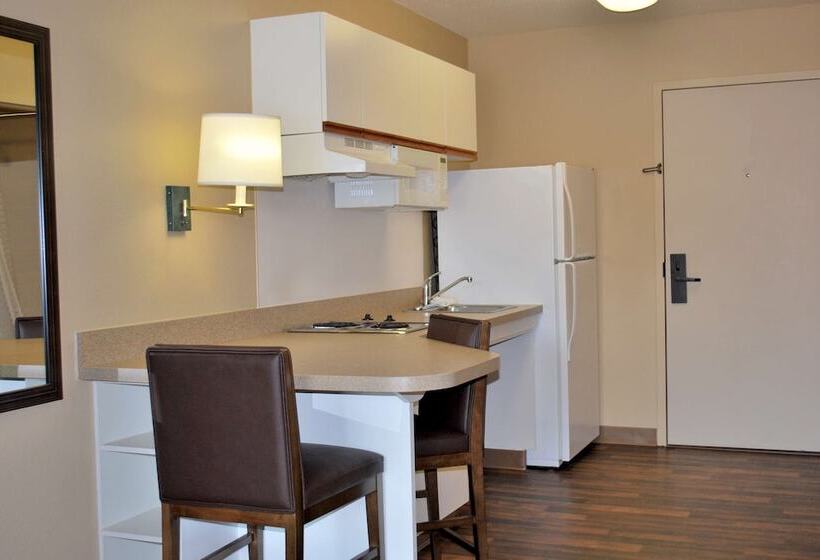 Beachwood Extended Suites