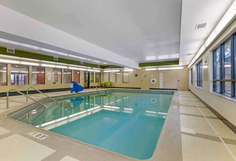 Extended Stay America Suites  Findlay  Tiffin Avenue