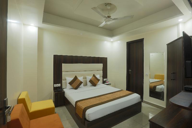 ホテル Mayank Residency