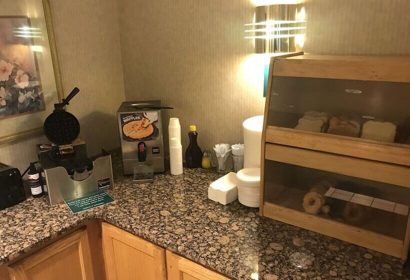 هتل Americas Best Value Inn Cedar City
