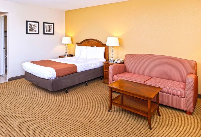 هتل Americas Best Value Inn Plattsburgh