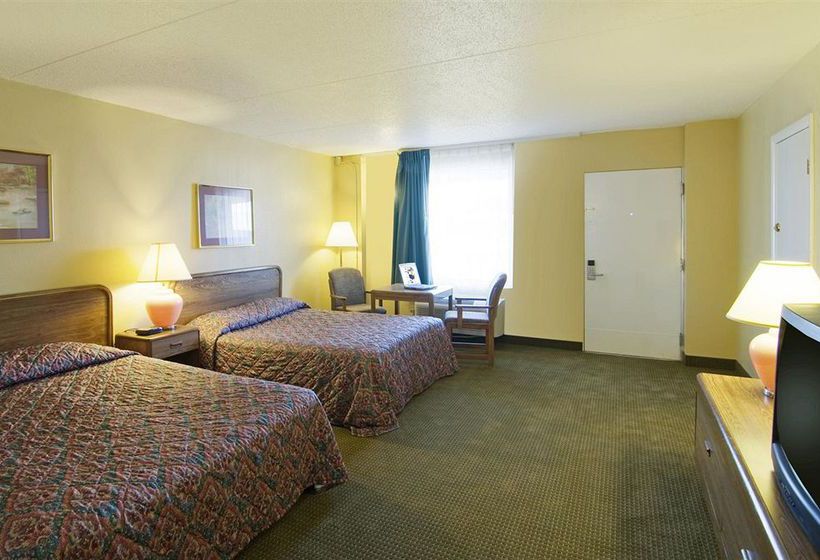 هتل Americas Best Value Inn & Suites Conway