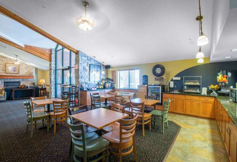 هتل Americinn By Wyndham Lincoln South
