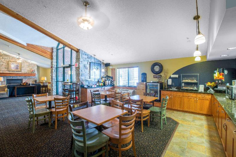 هتل Americinn By Wyndham Lincoln South
