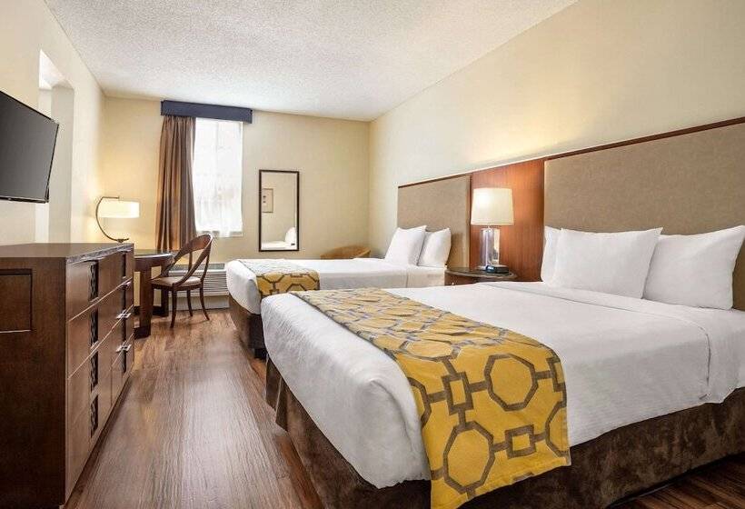 هتل Belmont Inn & Suites