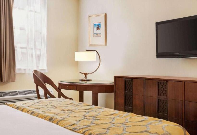 هتل Belmont Inn & Suites