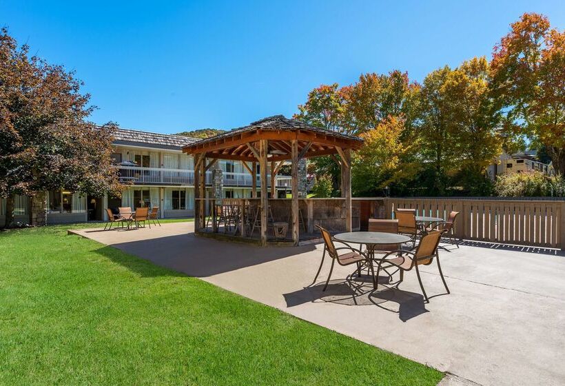 Отель Best Western Mountain Lodge At Banner Elk