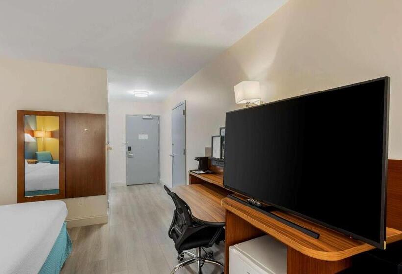 هتل Comfort Inn & Suites Mt. Laurelphiladelphia