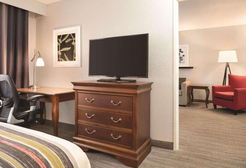 Отель Country Inn & Suites By Radisson, Valparaiso, In