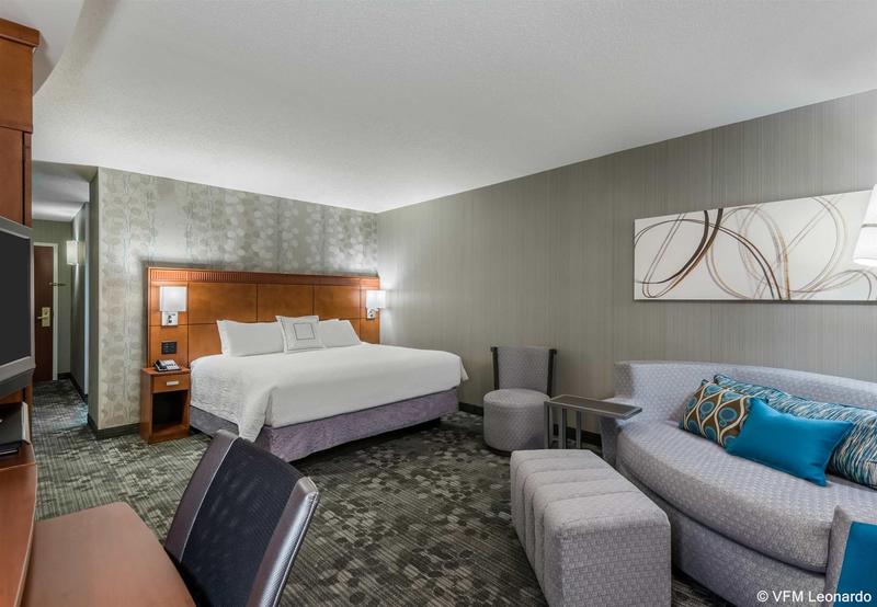 هتل Courtyard By Marriott Danbury
