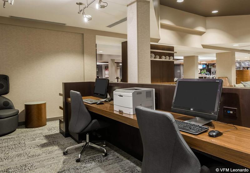 هتل Courtyard By Marriott Danbury
