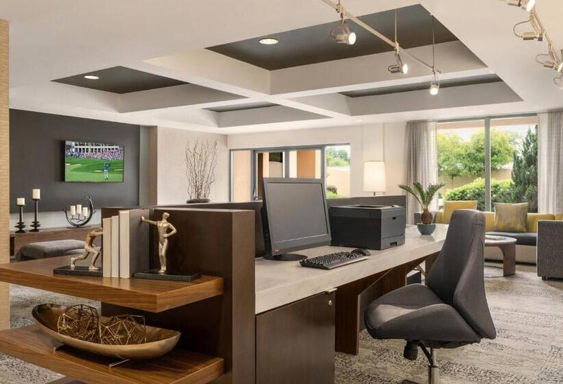 هتل Courtyard Greenville