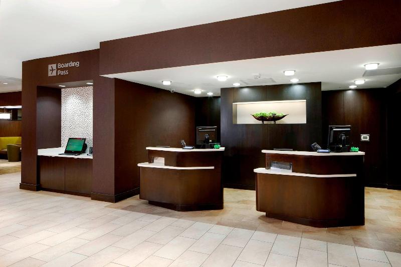 هتل Courtyard By Marriott San Antonio Six Flags At The Rim