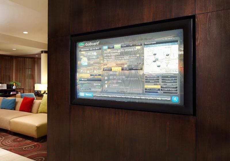 هتل Courtyard By Marriott San Antonio Six Flags At The Rim