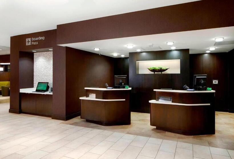 هتل Courtyard By Marriott San Antonio Six Flags At The Rim