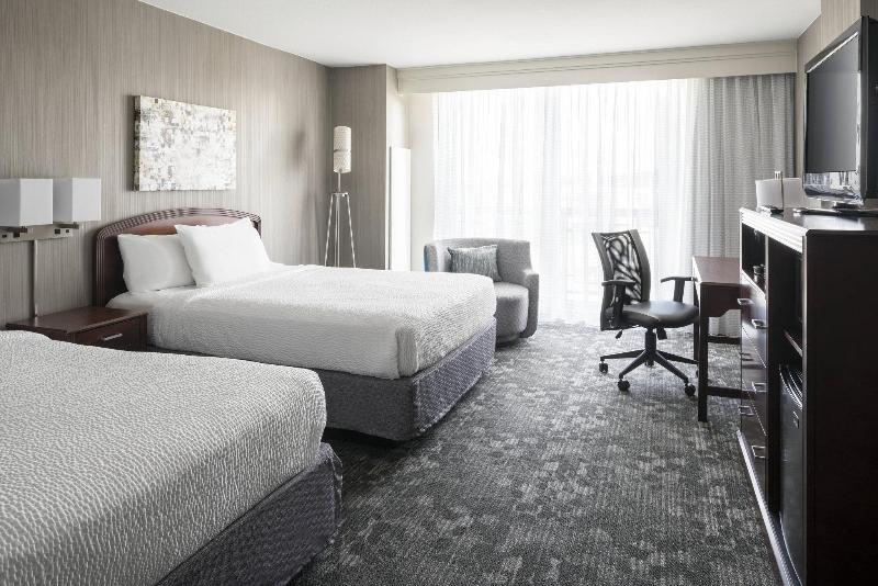 هتل Courtyard By Marriott Seattle Federal Way
