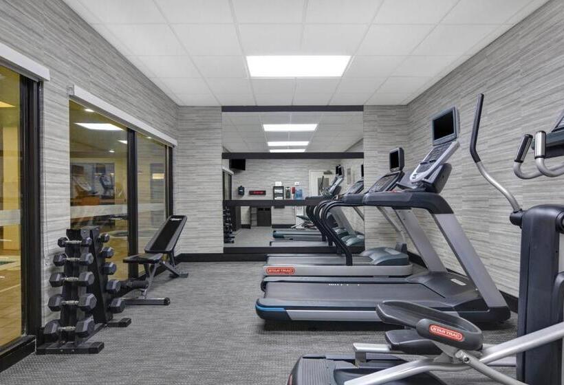هتل Courtyard Shreveport Airport