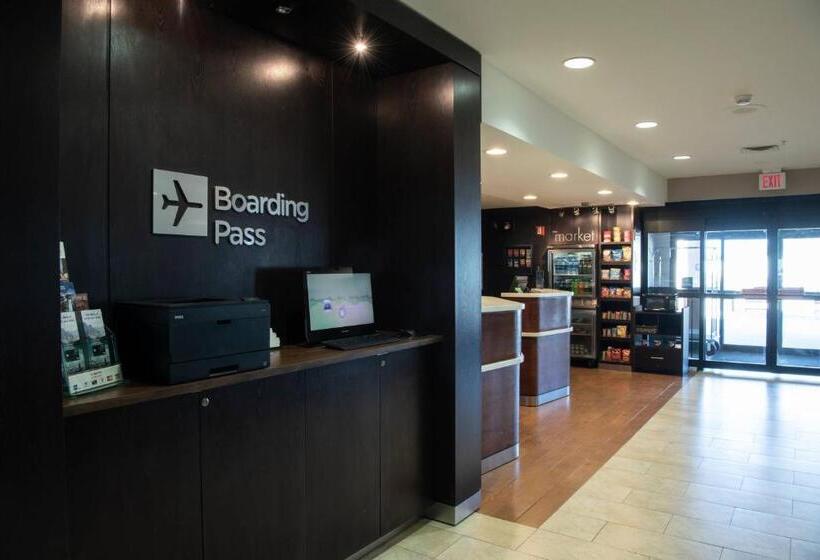 هتل Courtyard Shreveport Airport