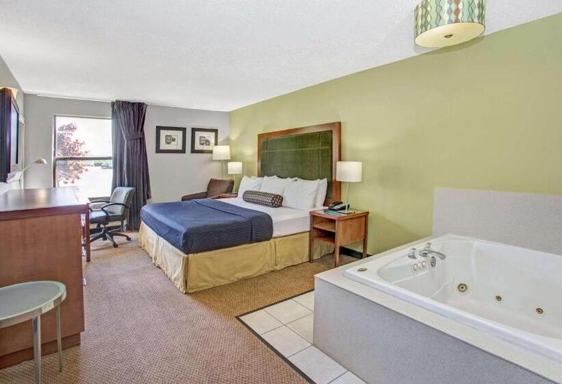 هتل Days Inn By Wyndham Lake Bluff/great Lakes Naval Base