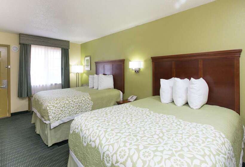 Hotel Days Inn & Suites By Wyndham Big Spring