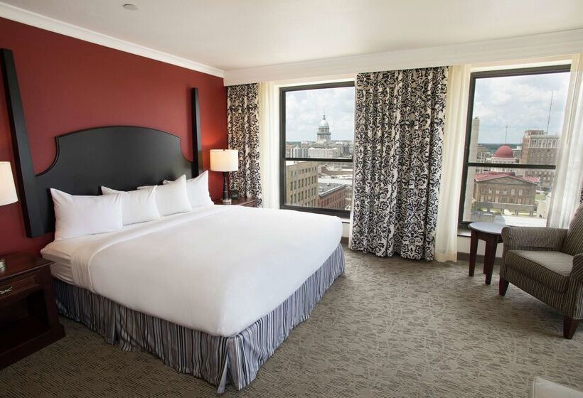 هتل President Abraham Lincoln Springfield   Doubletree By Hilton