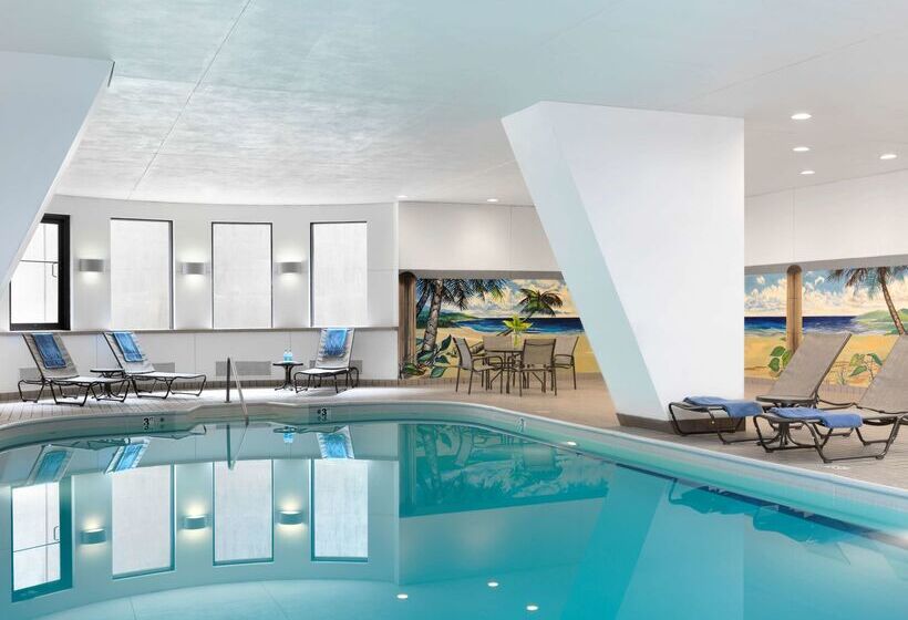 هتل President Abraham Lincoln Springfield   Doubletree By Hilton