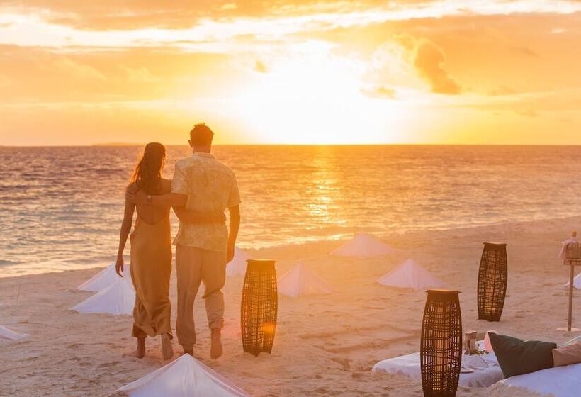 هتل Dusit Thani Maldives
