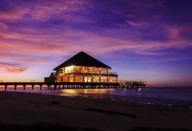 هتل Dusit Thani Maldives