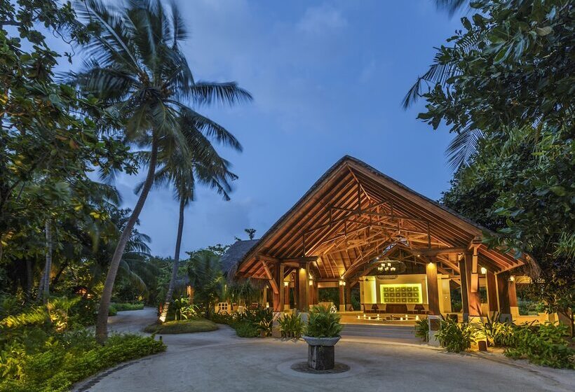 هتل Dusit Thani Maldives