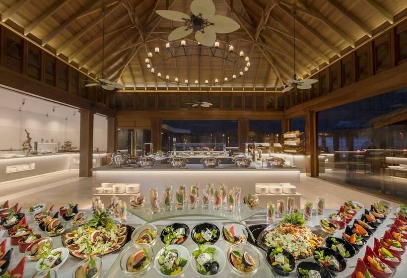هتل Dusit Thani Maldives