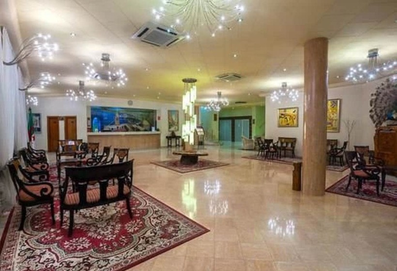 هتل Eden Airport