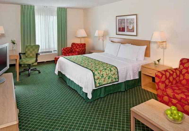בית מלון כפרי Fairfield Inn & Suites By Marriott Fort Myers Cape Coral