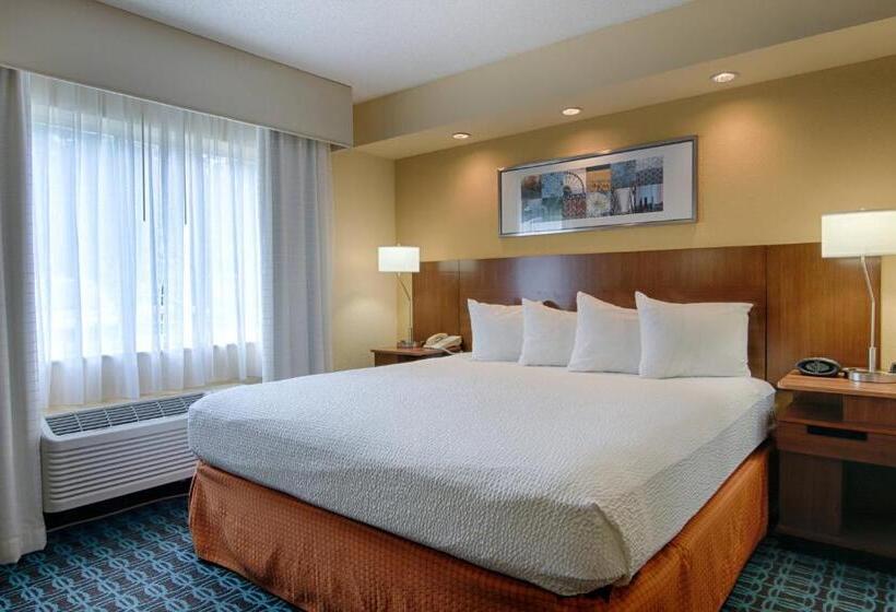 فندق Fairfield Inn & Suites Jacksonville Airport