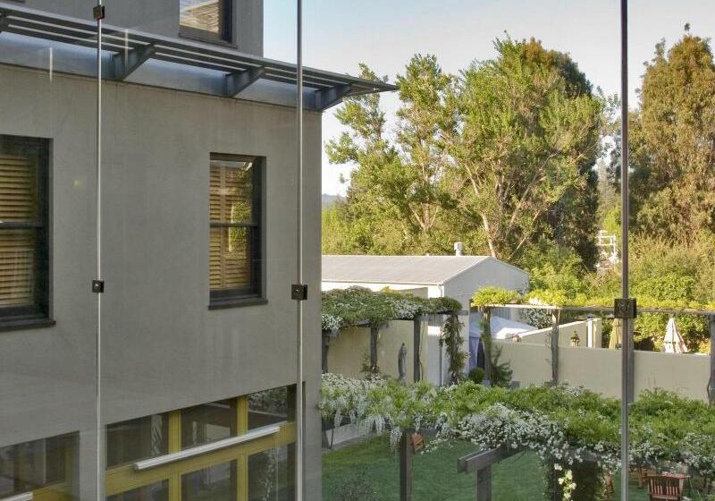 هتل Healdsburg