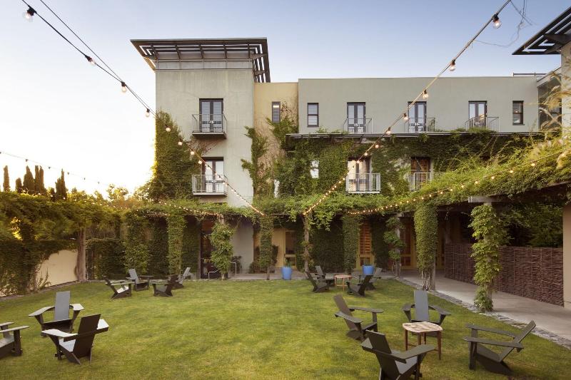 هتل Healdsburg