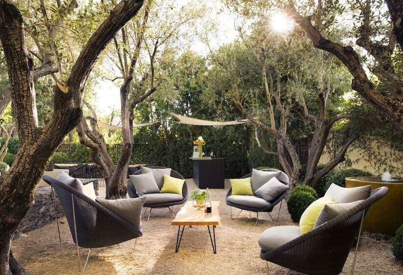 هتل Healdsburg