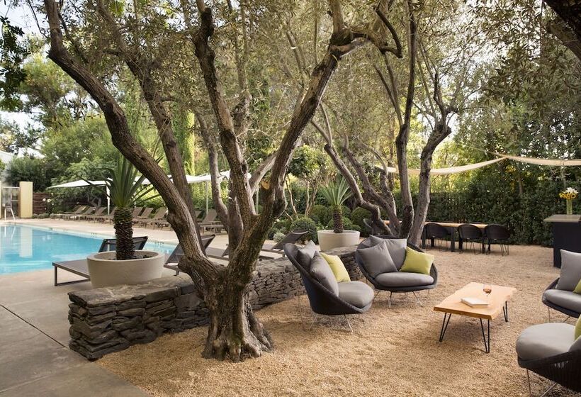 هتل Healdsburg