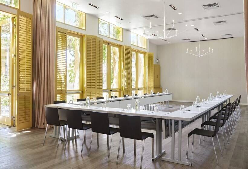 هتل Healdsburg