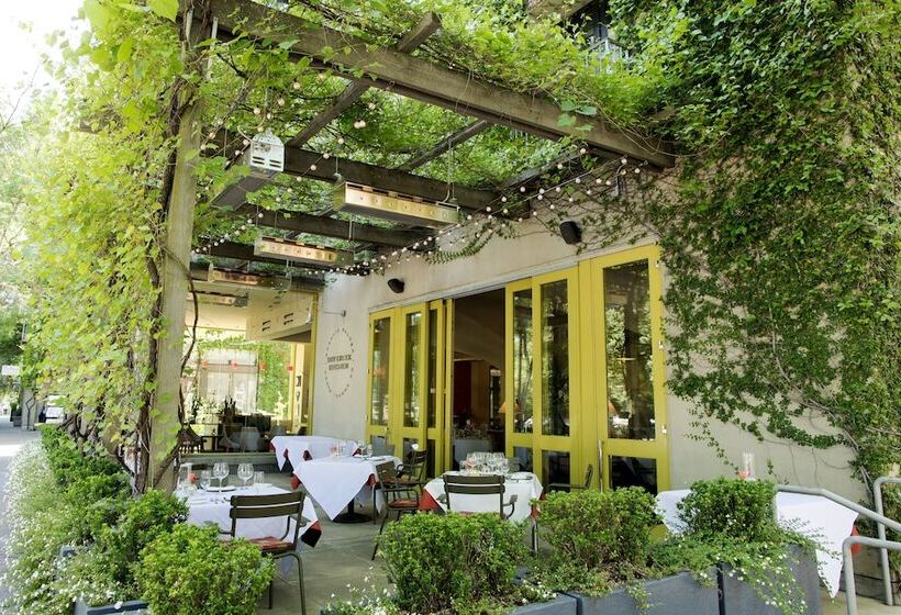 هتل Healdsburg