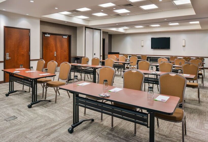 هتل Hyatt Place Chesapeake
