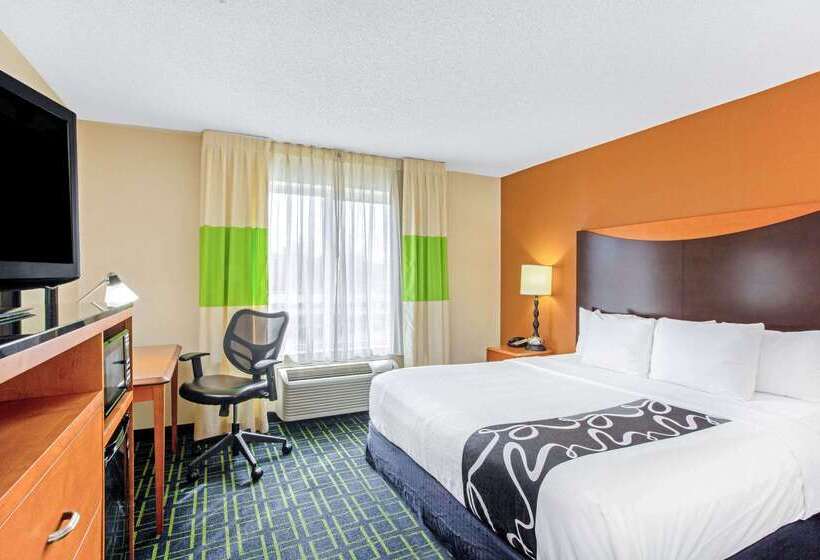 هتل La Quinta Inn & Suites By Wyndham Manassas Battlefield