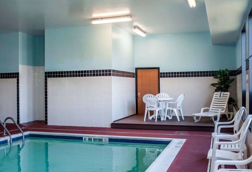 בית מלון כפרי Quality Inn & Suites Near St. Louis And I255