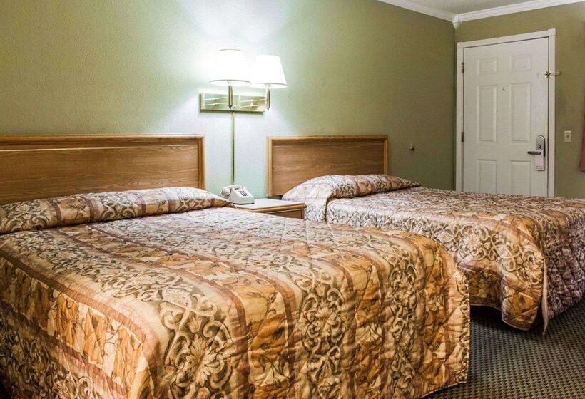 فندق Rodeway Inn