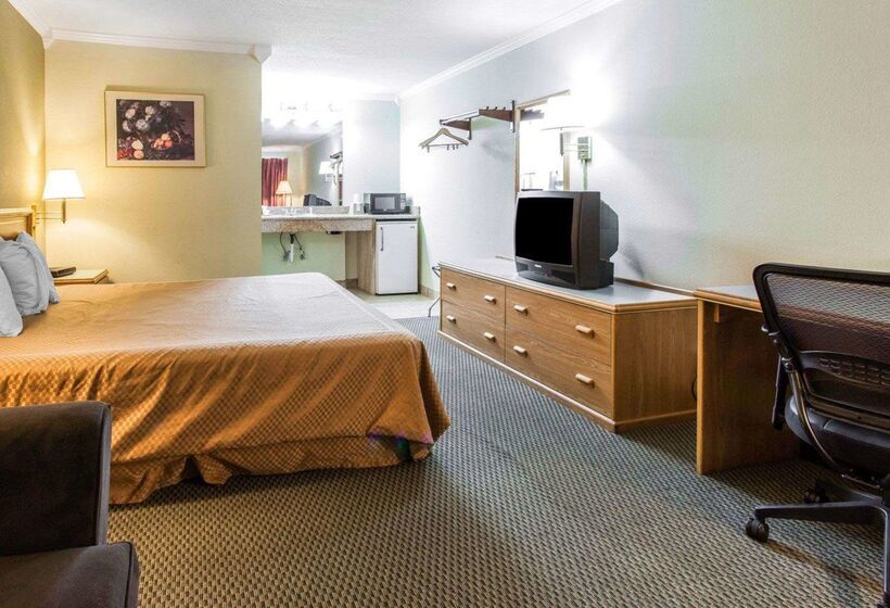 فندق Rodeway Inn