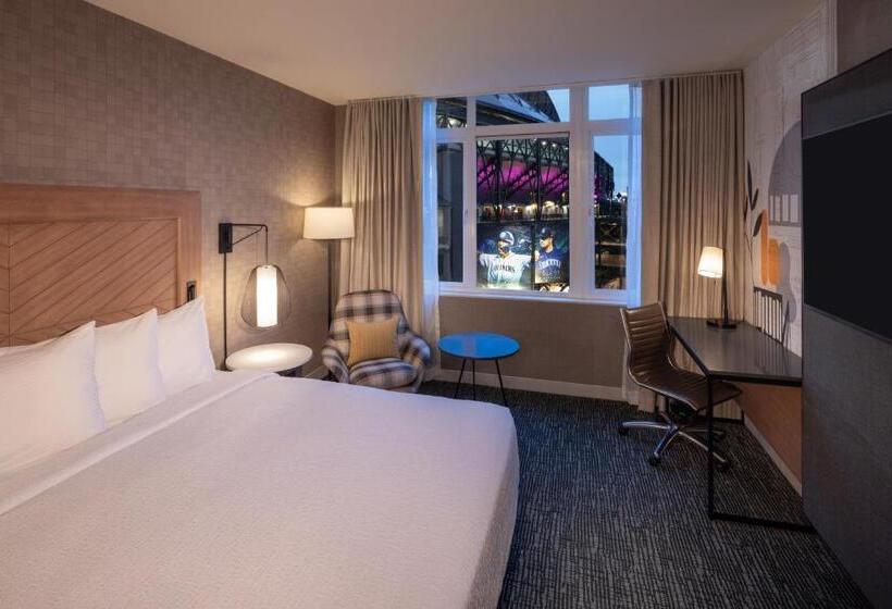 Silver Cloud Hotel   Seattle Stadium